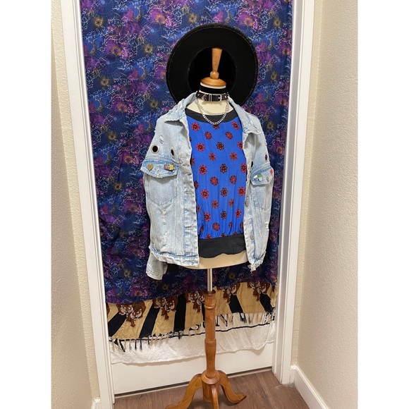 🌈 Lovely Vintage flower art blouse - Picture 11 of 11